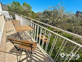 
                                                                                        Vente
                                                                                         Maison 7 pièces