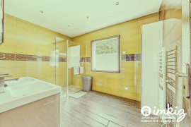 
                                                                                        Vente
                                                                                         Maison 7 pièces