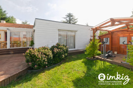 
                                                                                        Vente
                                                                                         Maison 7 pièces