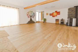 
                                                                                        Vente
                                                                                         Maison 7 pièces