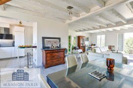 
                                                                                        Vente
                                                                                         Maison 7 pièces