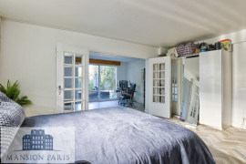 
                                                                                        Vente
                                                                                         Maison 7 pièces
