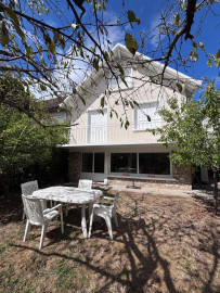 
                                                                                        Vente
                                                                                         Maison 7 pièces