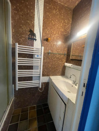 
                                                                                        Vente
                                                                                         Maison 7 pièces, calme, grands volumes, lumineuse