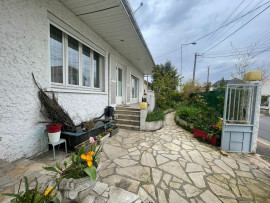 
                                                                                        Vente
                                                                                         Maison 7 pièces, calme, grands volumes, lumineuse