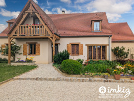 Vente
Maison 7 pièces en excellent état sur jardin