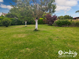 Vente
Maison 7 pièces en excellent état sur jardin