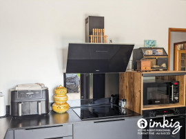 Vente
Maison 7 pièces en excellent état sur jardin