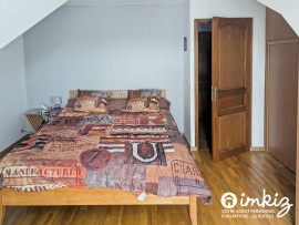 
                                                                                        Vente
                                                                                         Maison 7 pièces  en excellent état sur jardin