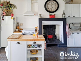 
                                                                                        Vente
                                                                                         Maison 7 pièces entièrement rénovée