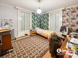 Vente
                                                                                Maison 7 pièces + terrasse 32 m²