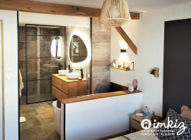 Vente
                                                                                Maison 8 pièces