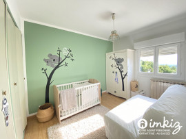 
                                                                                        Vente
                                                                                         Maison 8 pièces