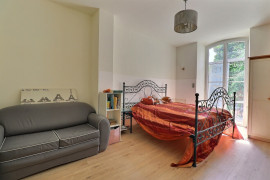 
                                                                                        Vente
                                                                                         Maison 8 pièces