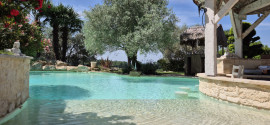Vente
Maison 8 pièces de 365 m² sur 1800 m² de terrain