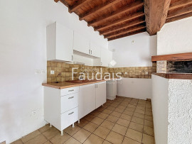 
                                                                                        Vente
                                                                                         Maison à fort potentiel Axe SAINT-LO / COUTANCES