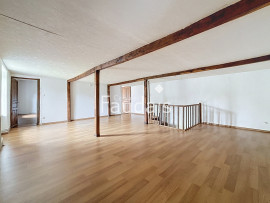 
                                                                                        Vente
                                                                                         Maison à fort potentiel Axe SAINT-LO / COUTANCES