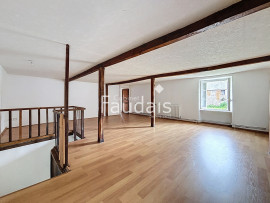 
                                                                                        Vente
                                                                                         Maison à fort potentiel Axe SAINT-LO / COUTANCES