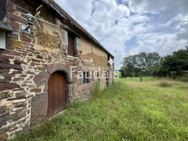
                                                                                        Vente
                                                                                         Maison à fort potentiel Axe SAINT-LO / COUTANCES
