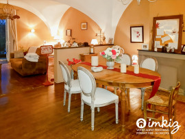 Vente
Maison ancienne entièrement restaurée 250m2