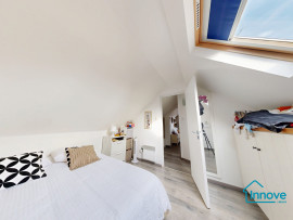 
                                                                                        Vente
                                                                                         Maison atypique au charme de villégiature - Garches