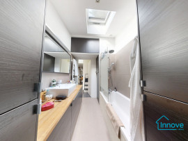 
                                                                                        Vente
                                                                                         Maison atypique au charme de villégiature - Garches