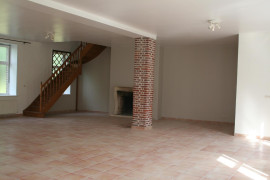
                                                                                        Location
                                                                                         Maison au calme 350m2, grand séjour 120m2 , jardin