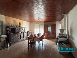 
                                                                                        Vente
                                                                                         Maison au calme absolu à rénover