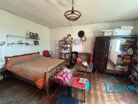 
                                                                                        Vente
                                                                                         Maison au calme absolu à rénover