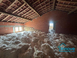 
                                                                                        Vente
                                                                                         Maison au calme absolu à rénover