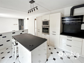 
                                                                                        Vente
                                                                                         Maison au calme  proche commodités 4 pièces