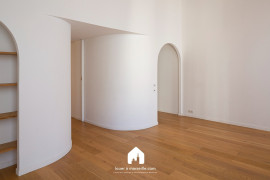 
                                                                                        Location
                                                                                         MAISON AUREA