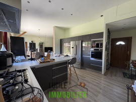 
                                                                                        Vente
                                                                                         Maison avec charme