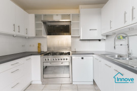 
                                                                                        Vente
                                                                                         Maison avec jardin, au calme et proche centre ville