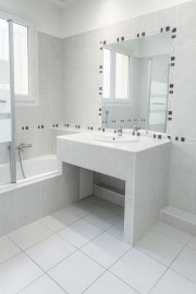 
                                                                                        Vente
                                                                                         Maison avec jardin exposée Sud à Roquebrune-sur-Argens