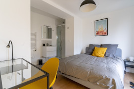 
                                                                                        Colocation
                                                                                         Maison avec jardin rénovée à athis-mons