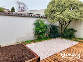 
                                                                                        Vente
                                                                                         Maison avec patio et jardin