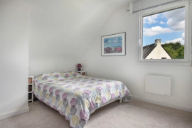 
                                                                                        Vente
                                                                                         Maison avec piscine intérieure à Guérande - Proche de la Mer et des commodités