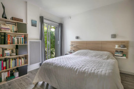 
                                                                                        Vente
                                                                                         Maison avec piscine intérieure à Guérande - Proche de la Mer et des commodités