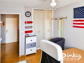 
                                                                                        Vente
                                                                                         Maison avec sous-sol complet, piscine et jardin