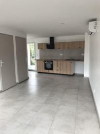 
                                                                                        Location
                                                                                         Maison avec terrasse 25 m² et parking vue dégagée