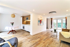 
                                                                                        Vente
                                                                                         Maison Bagneux - 130m² - Sans travaux