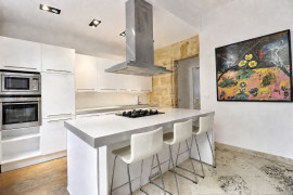 
                                                                                        Vente
                                                                                         Maison bordelaise proche Jardin Public