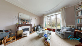 
                                                                                        Vente
                                                                                         MAISON BOURGEOISE LOUVRE RIVE GAUCHE