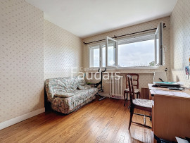 
                                                                                        Vente
                                                                                         Maison centre ville de Saint-Lô 3 chambres  -529 m2 de terra