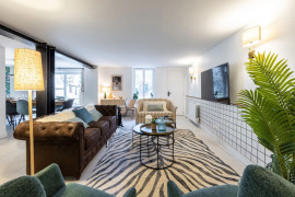 
                                                                                        Colocation
                                                                                         Maison - Chambre 12.4m² - Courbevoie - 1050€/mois CC