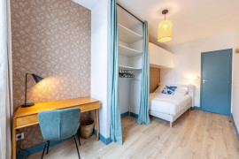 
                                                                                        Colocation
                                                                                         Maison - Chambre 12.8m² - Creteil - 860€/mois CC