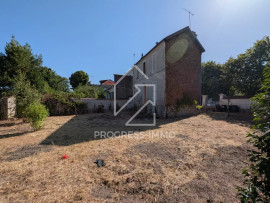
                                                                                        Vente
                                                                                         Maison charmante à rénover à La Varenne Saint-Hilaire