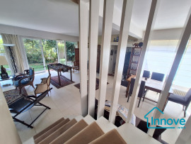 
                                                                                        Location
                                                                                         Maison contemporaine 6 chambres dans une impasse privée