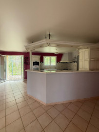 
                                                                                        Vente
                                                                                         MAISON CONTEMPORAINE